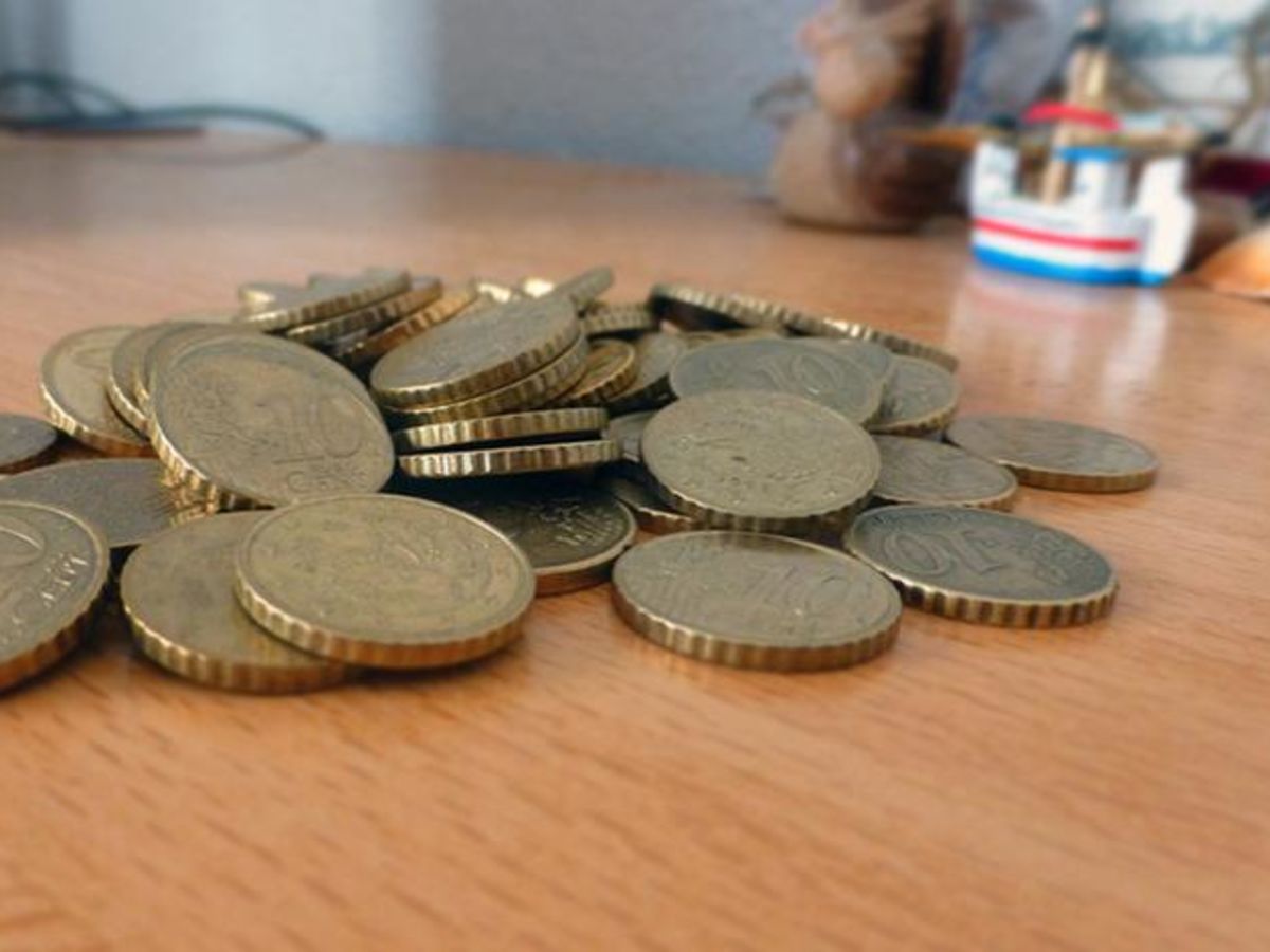 Change currency hot sale